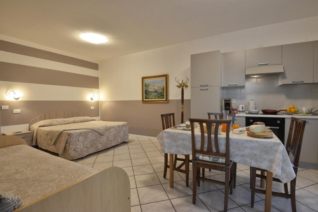 Antiche Mura Casa Vacanze Puegnago del Garda Exterior photo